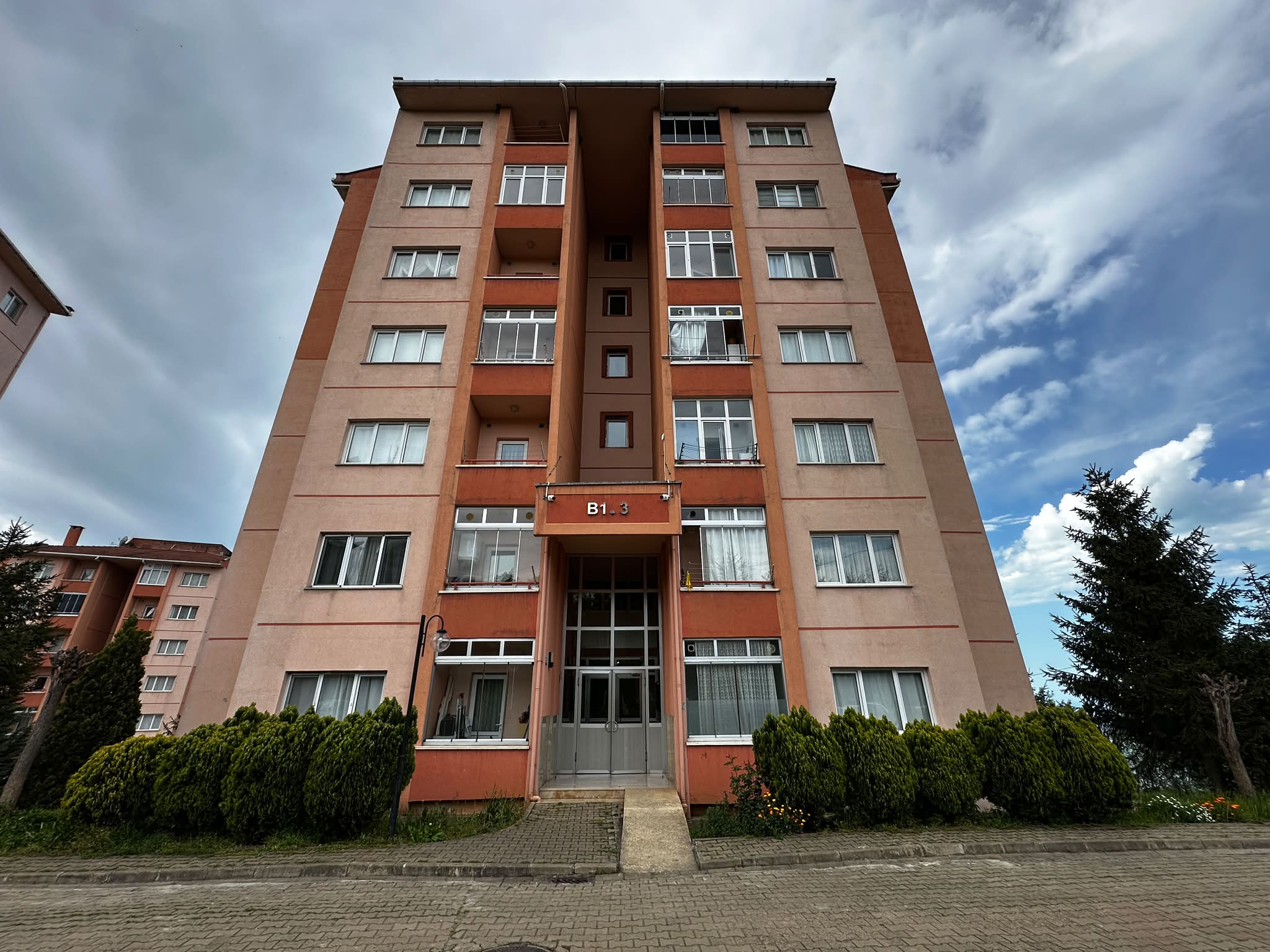 MABEL'DEN VAKFİKEBİR TOKİ'DE ARA KAT 2+1 SATILIK DAİRE